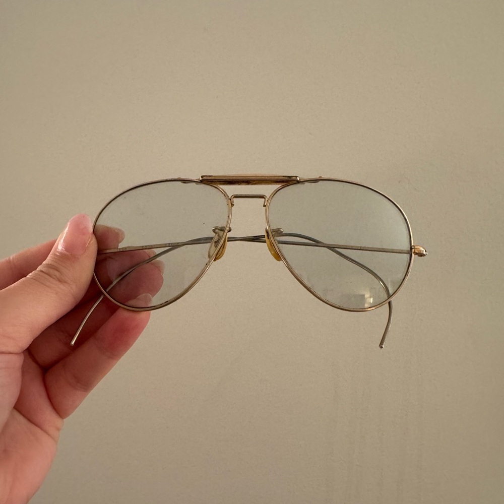 Vintage reading glasses with case